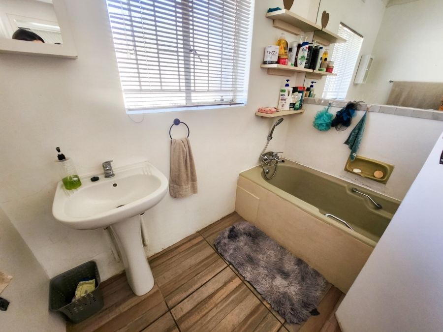 2 Bedroom Property for Sale in Meiringspark North West